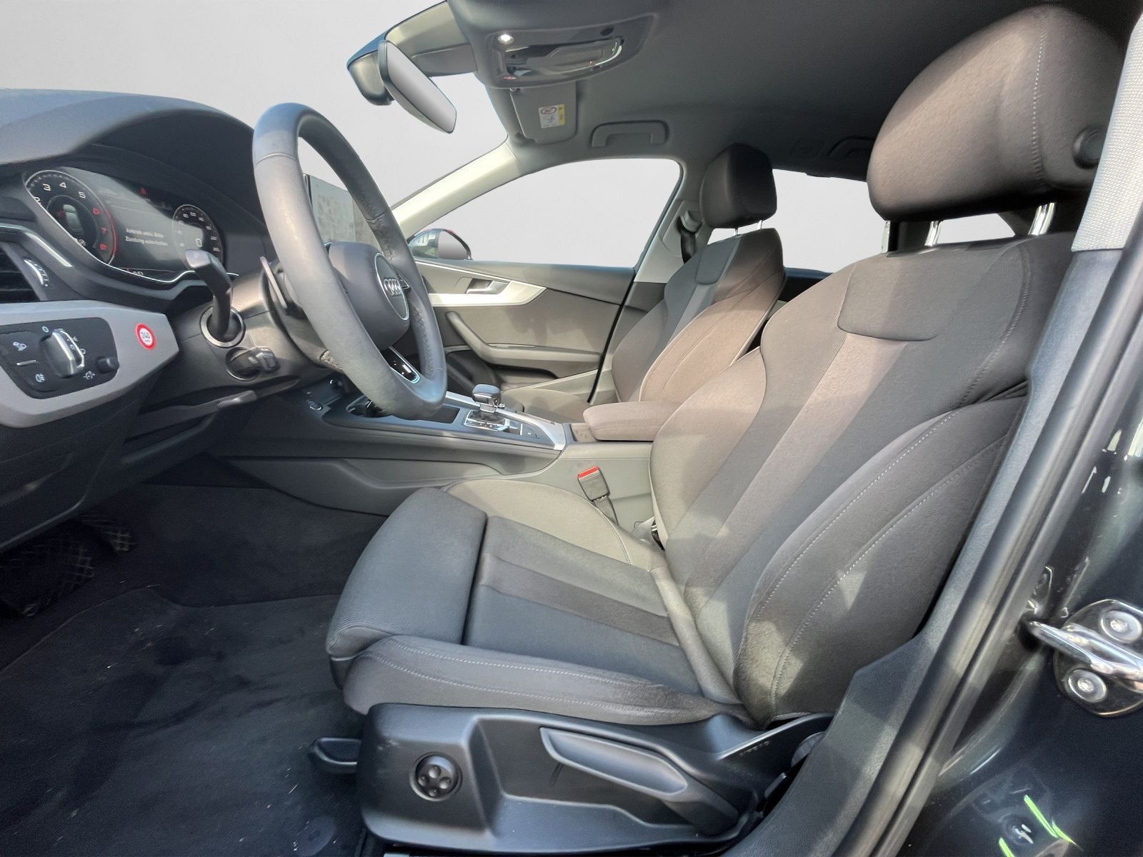 Audi A4 - Bild 13