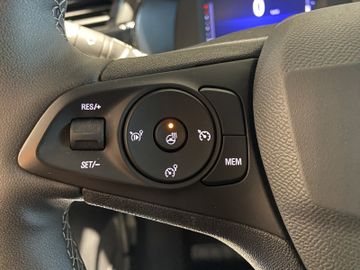 Bild 15 Opel Corsa 1.2 Edition SHZ+LHZ/PDC v+h+CAM/TOTWINKEL/