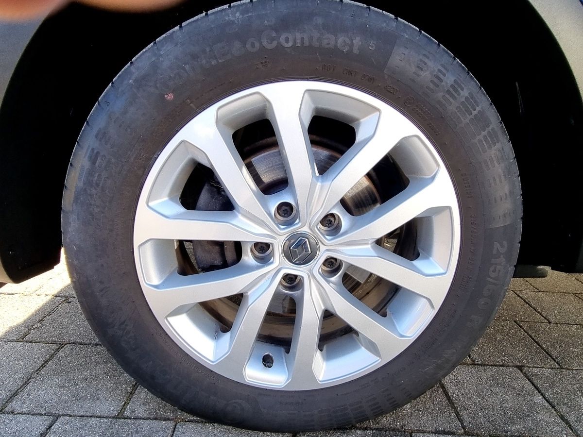 Fahrzeugabbildung Renault Kadjar LIMITED Deluxe TCe 160 EDC