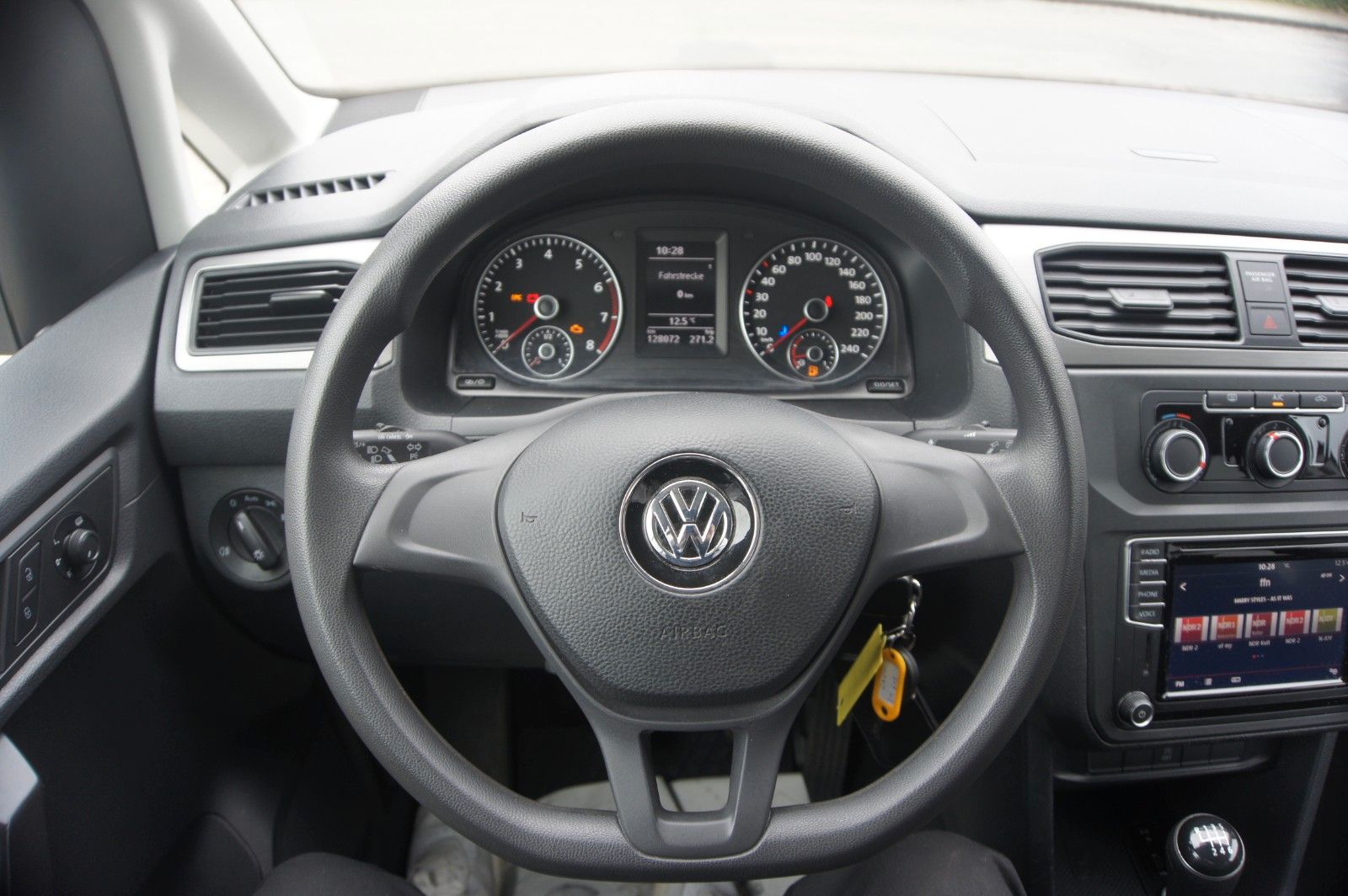 Fahrzeugabbildung Volkswagen Caddy Maxi Trendline PDC KLIMA TEMPOMAT