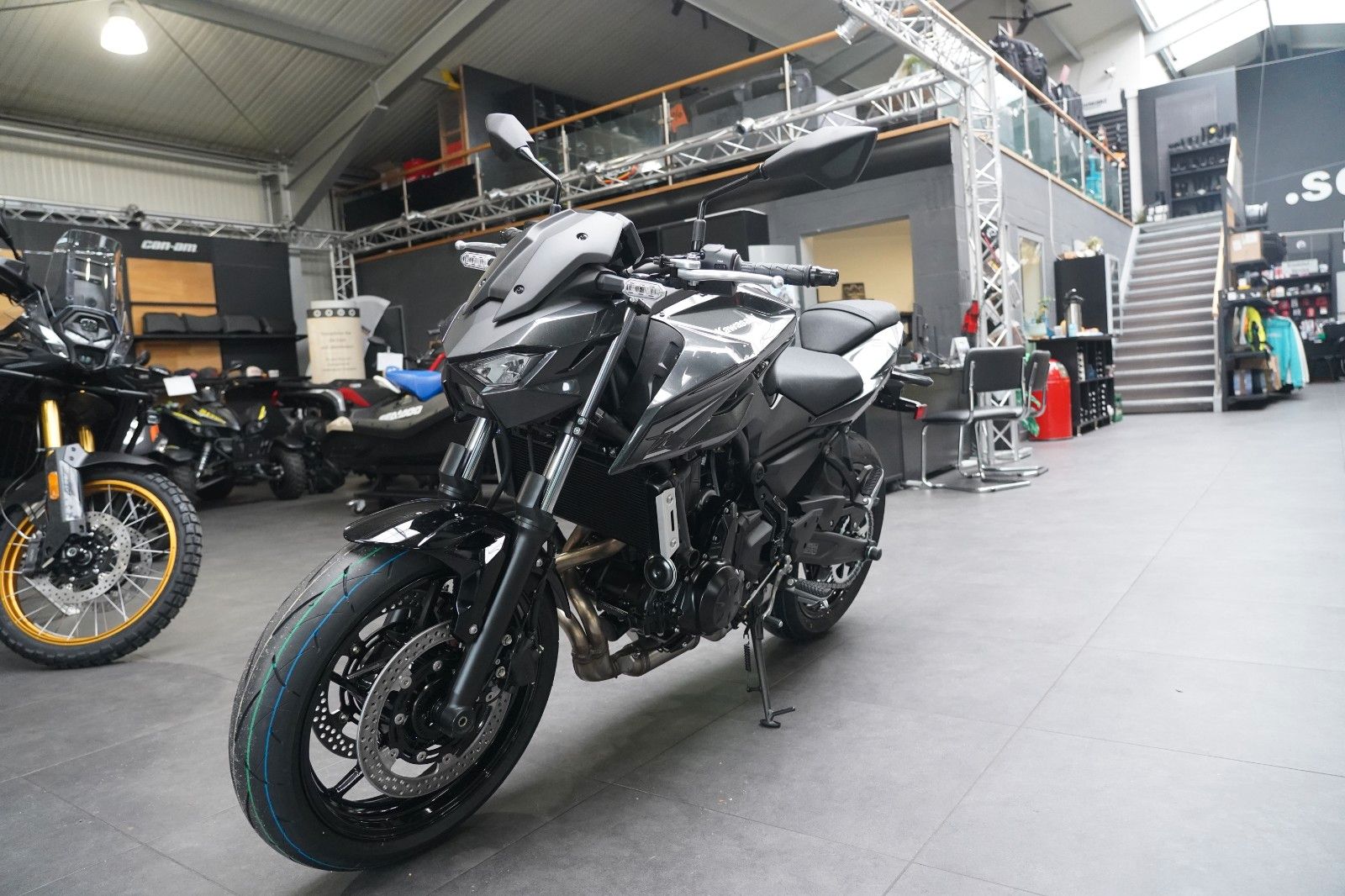 Fahrzeugabbildung Kawasaki Z650S Model 2026  4 Jahre Garantie