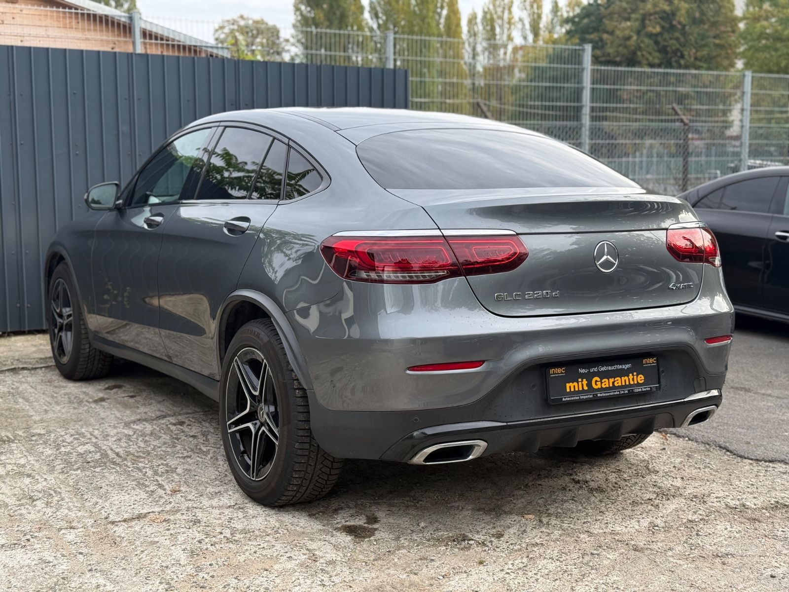 Mercedes-Benz GLC 220 d Coupé 4Matic AMG Night S.Dach Multib foto 4