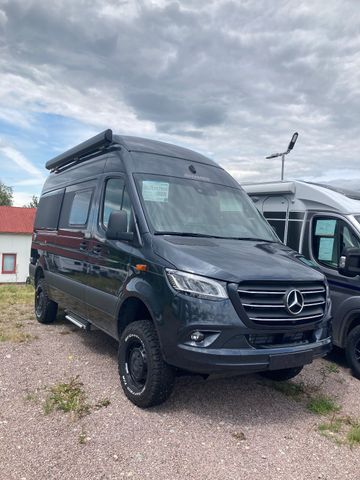 HYMER / ERIBA / HYMERCAR Grand Canyon S Allrad mit Schlafdach