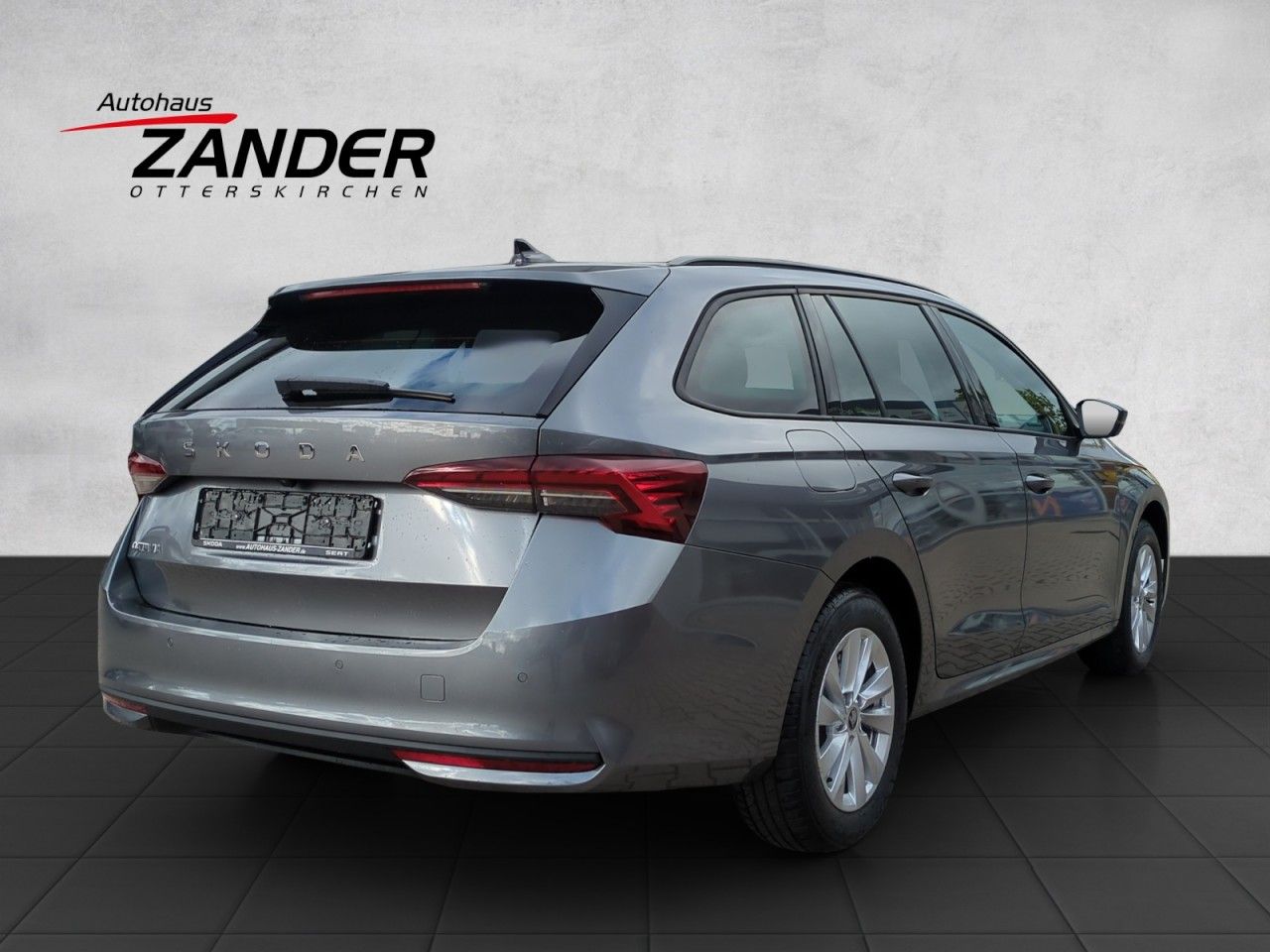 Fahrzeugabbildung SKODA Octavia Combi Selection TDI DSG,AHK