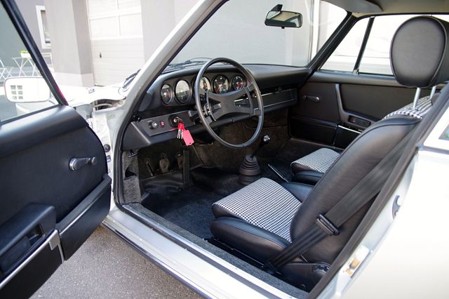 Porsche 911 T Coupé im Erstlack, Motorumbau 2.8 RSR