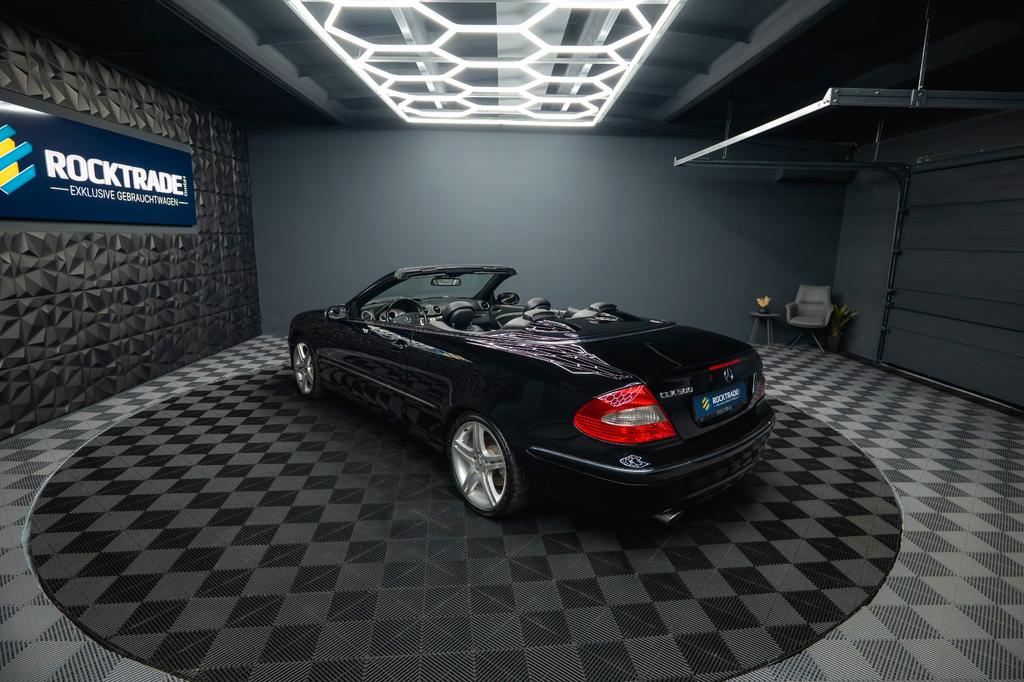 Mercedes-Benz CLK 500