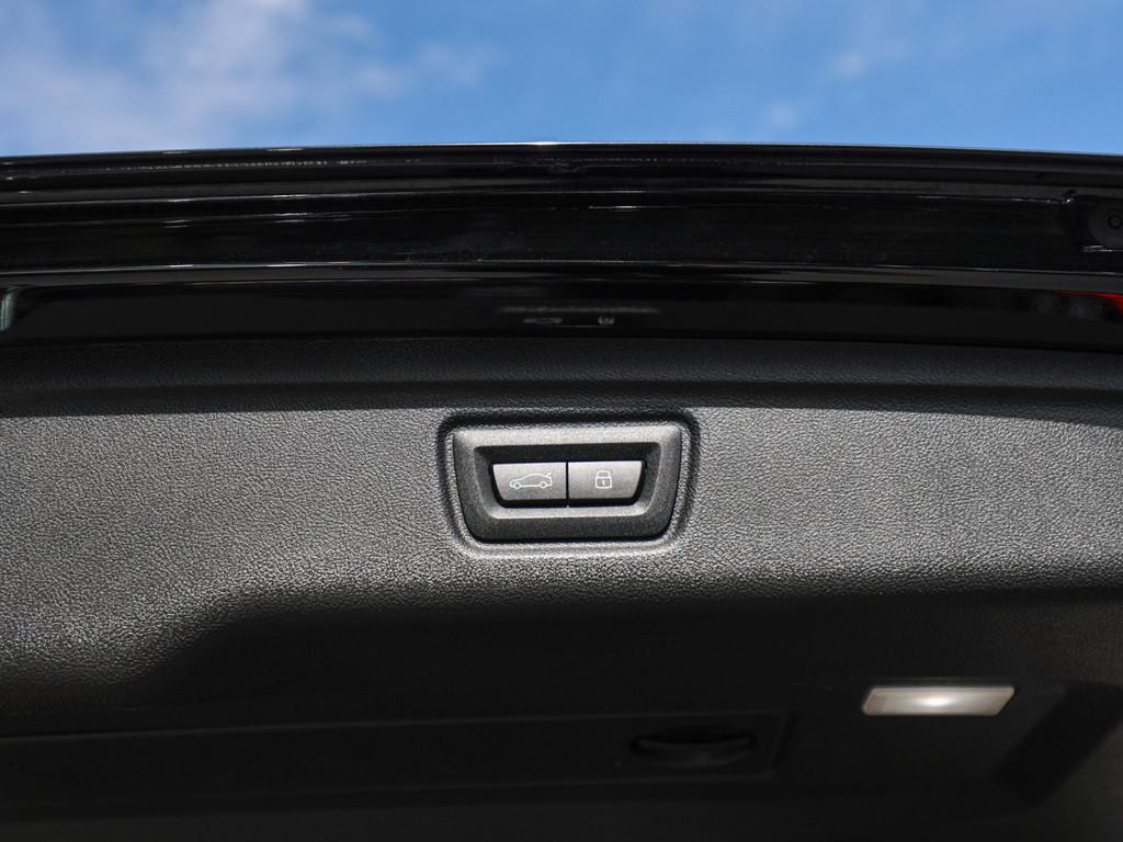 BMW M340i Touring xDrive M-Sport Pro PANO HUD 360°