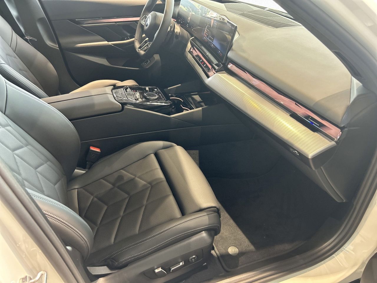 BMW 520 - Bild 12