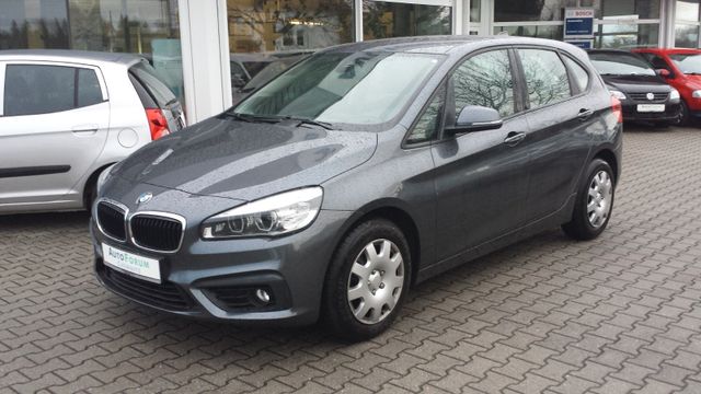 BMW 2er Active Tourer 218 i Erste Hand !