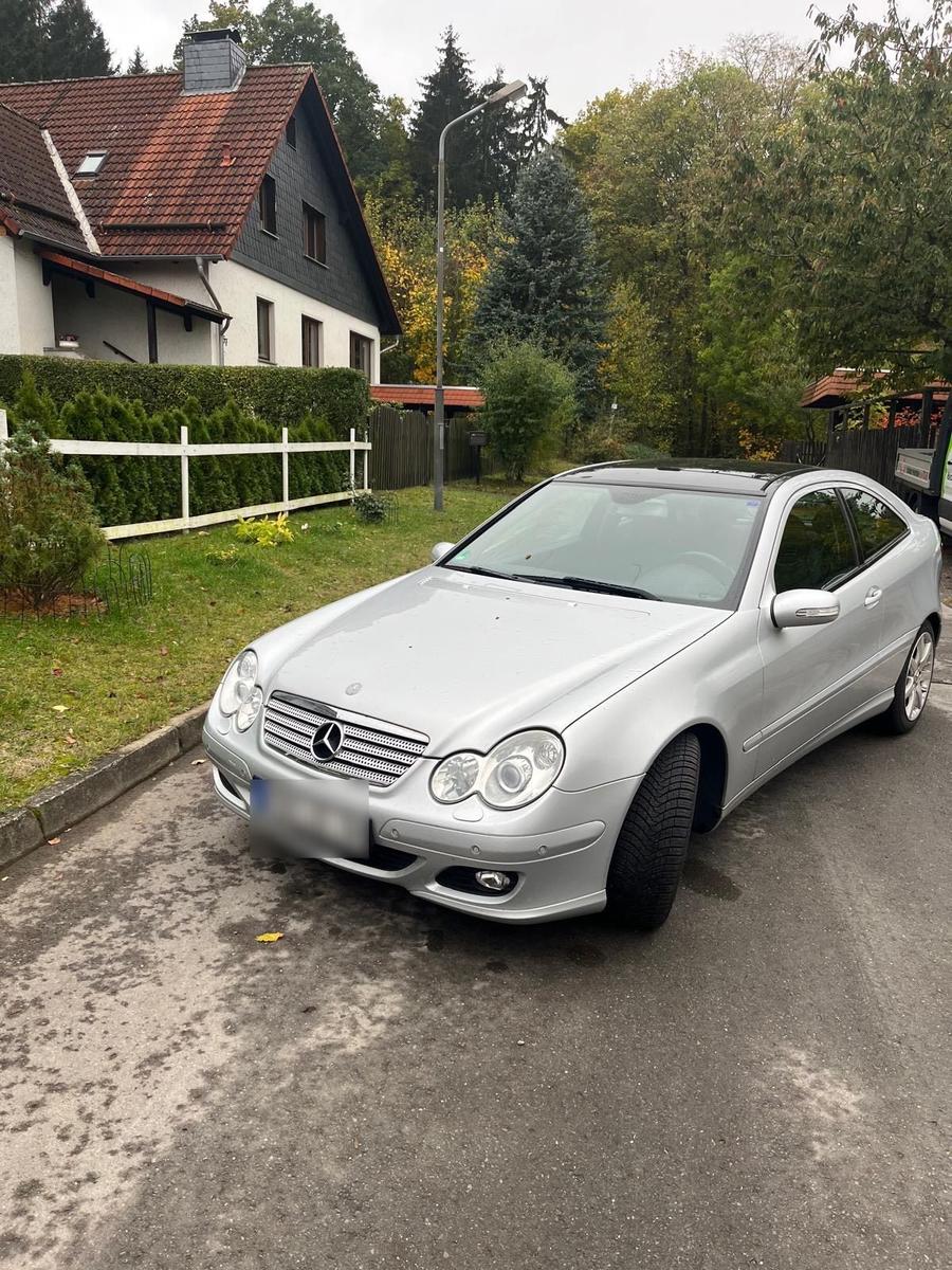Mercedes-Benz C 180