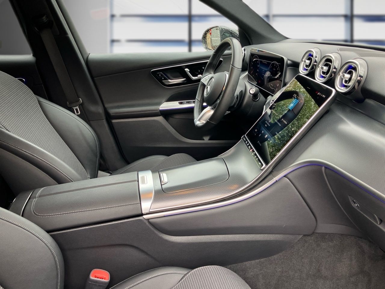 Fahrzeugabbildung Mercedes-Benz GLC 300 de 4M AVANTG+AHK+DISTR+SOUND+LHZ+MEMO+++
