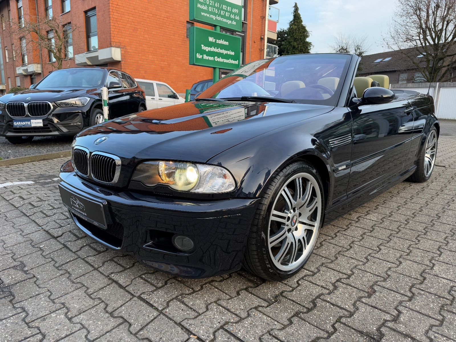 Fahrzeugabbildung BMW M3 Baureihe M3 Cabrio 2-HAND BMW SCHECKHEFT