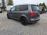 Volkswagen Touran Style/BI-Xenon/AHK/Service Neu - Volkswagen Touran mit Diesel-Antrieb: Standheizung