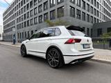 Volkswagen Tiguan 2.0 TDI R-Line/Allrad/Pano/Kamera/21 Zoll - Privatanbieter Berlin gebraucht