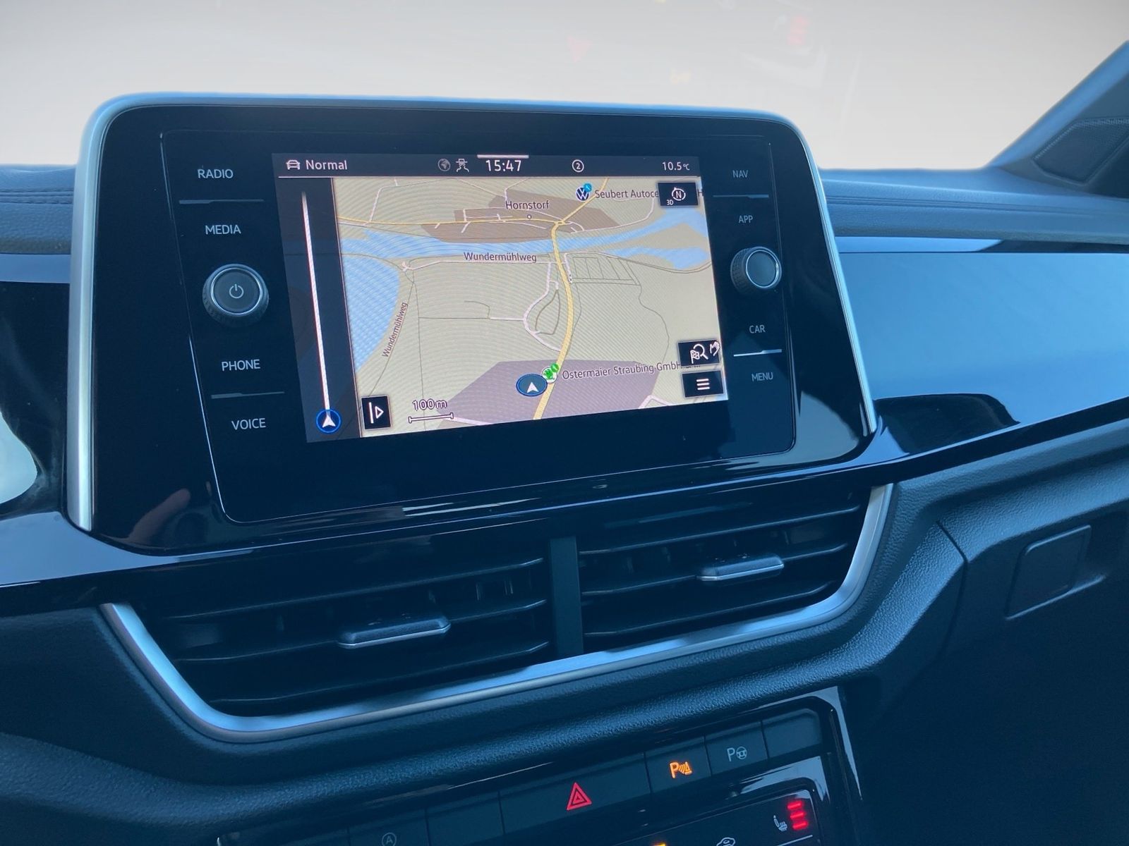 Volkswagen T-Roc - Bild 12