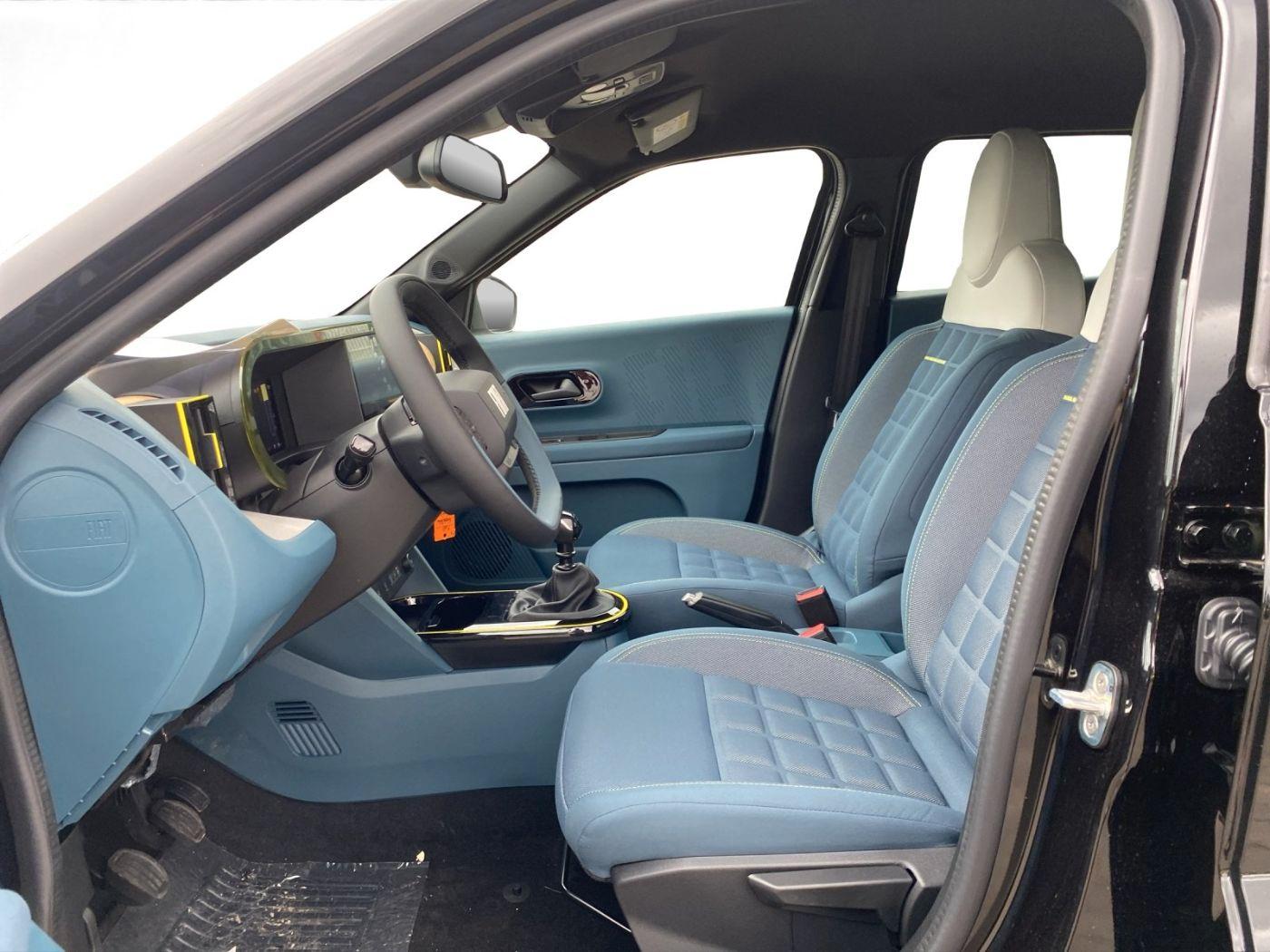 Fiat Grande Panda 1.2 74 kW La Prima KAMERA SITZHEIZ