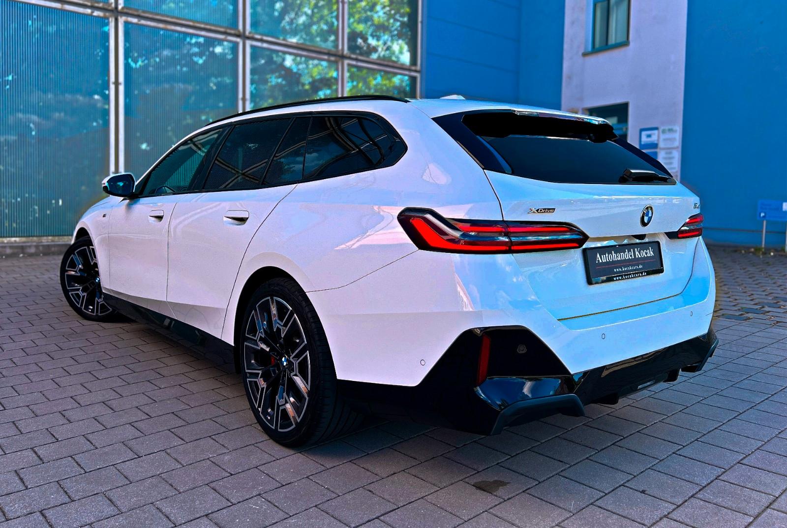 BMW 540d xDrive M Sport Pro SHZ AHK Iconic 20 Zoll