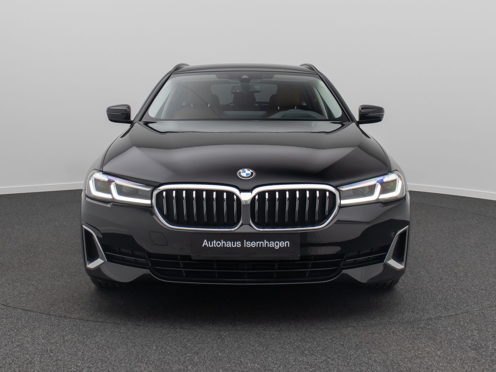 Fahrzeugabbildung BMW 520d xD Luxury Line Kamera DAB HUD Alarm Sport