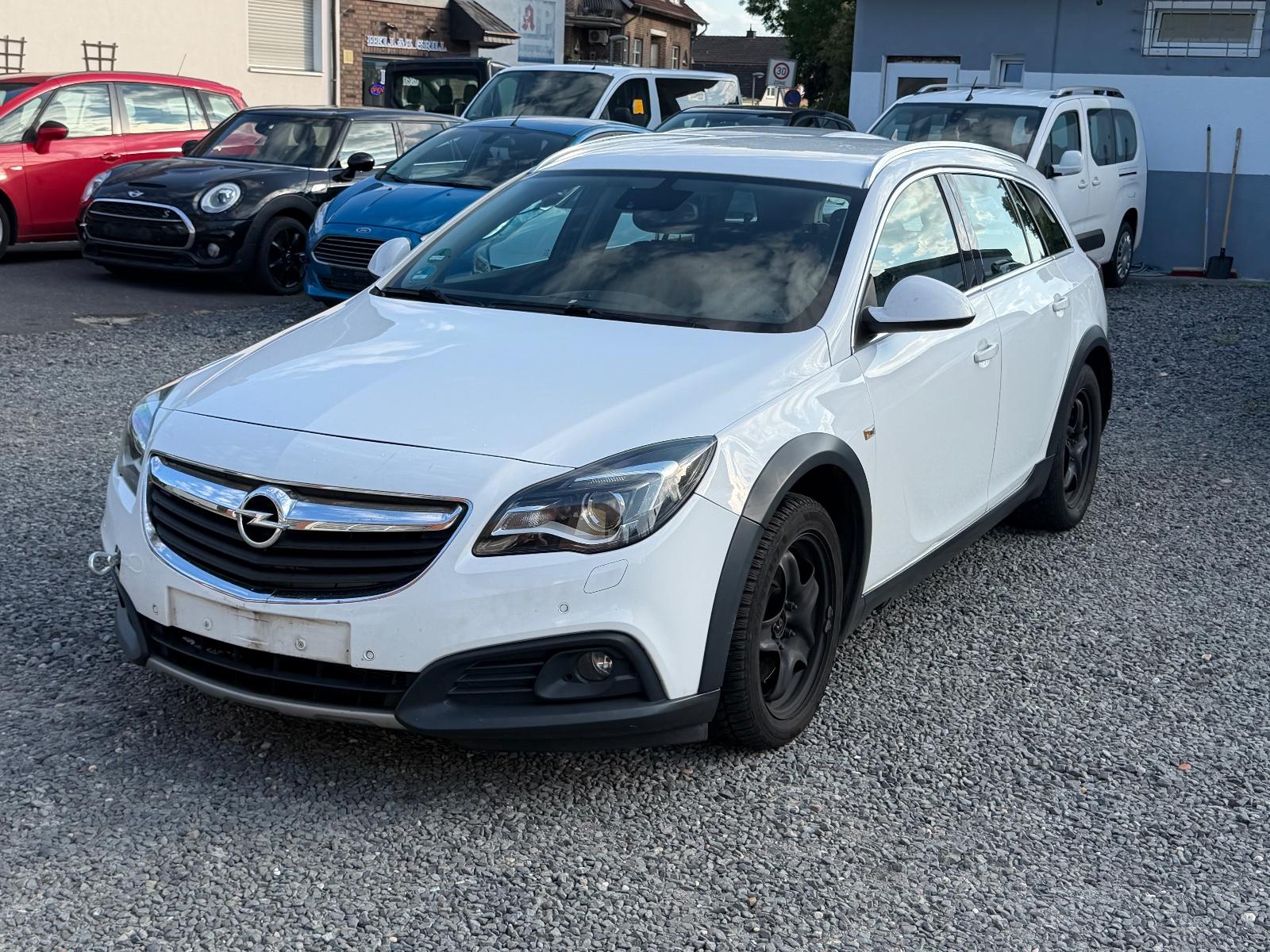 Opel Insignia 2015 — interior