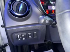 RENAULT Captur Limited - Thumbnail 13