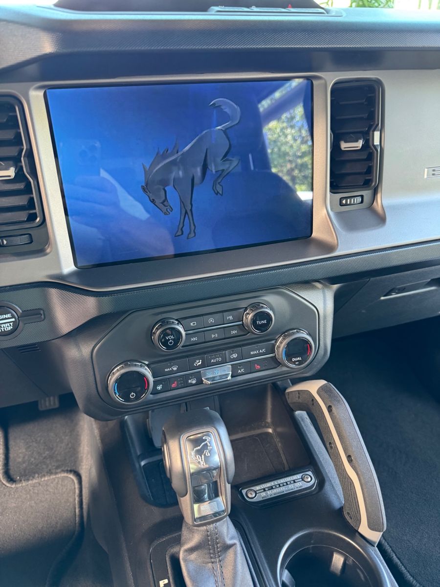 Fahrzeugabbildung Ford Bronco TG1 Outer Banks 4x4
