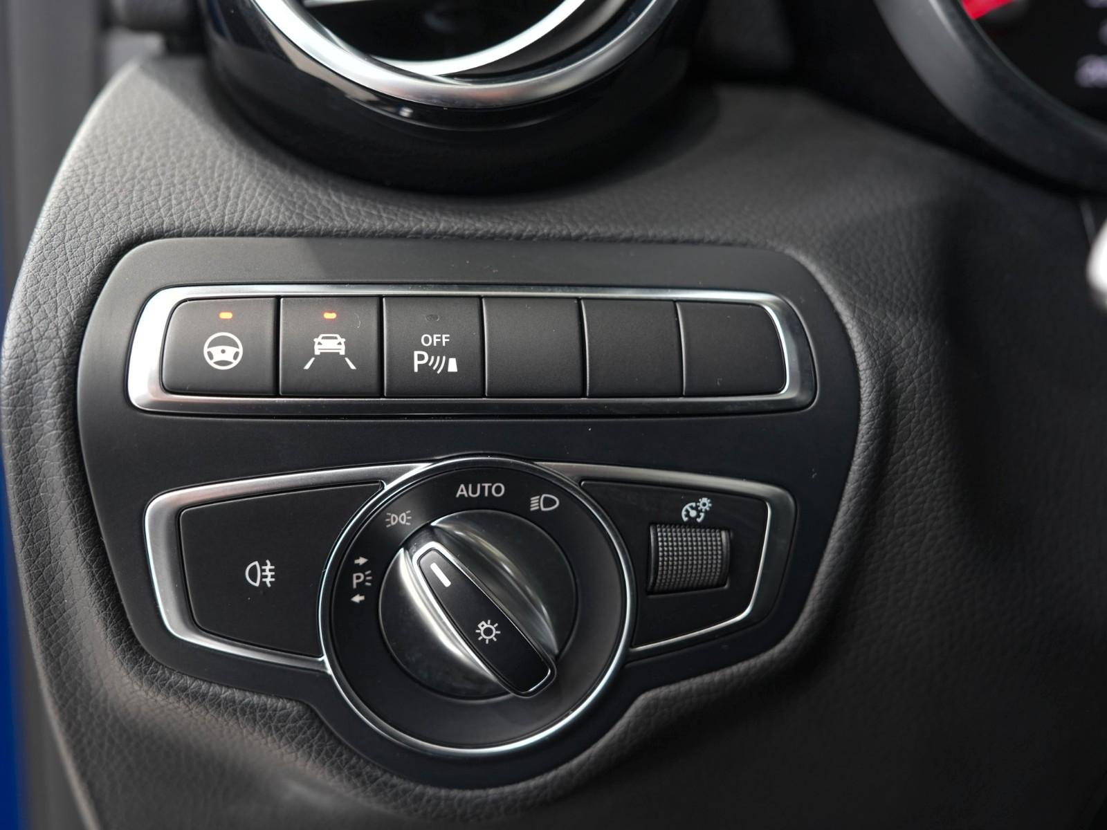 Mercedes-Benz GLC 300 4M*AMG-LINE*LEDER*LED*KAMERA*1.HAND