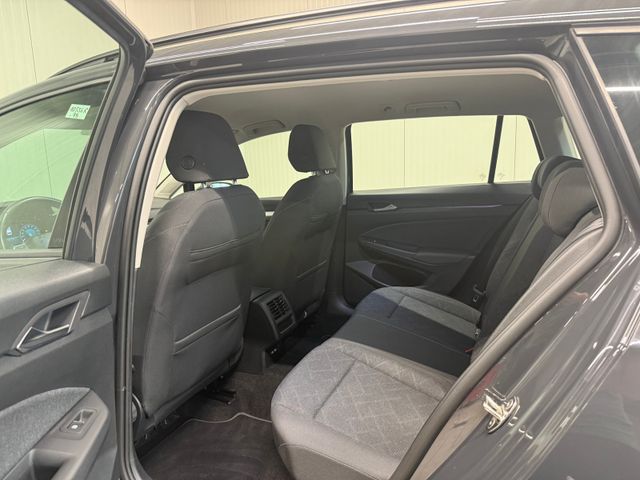 Golf VIII Variant Life 2.0 TDI DSG SHZ APP