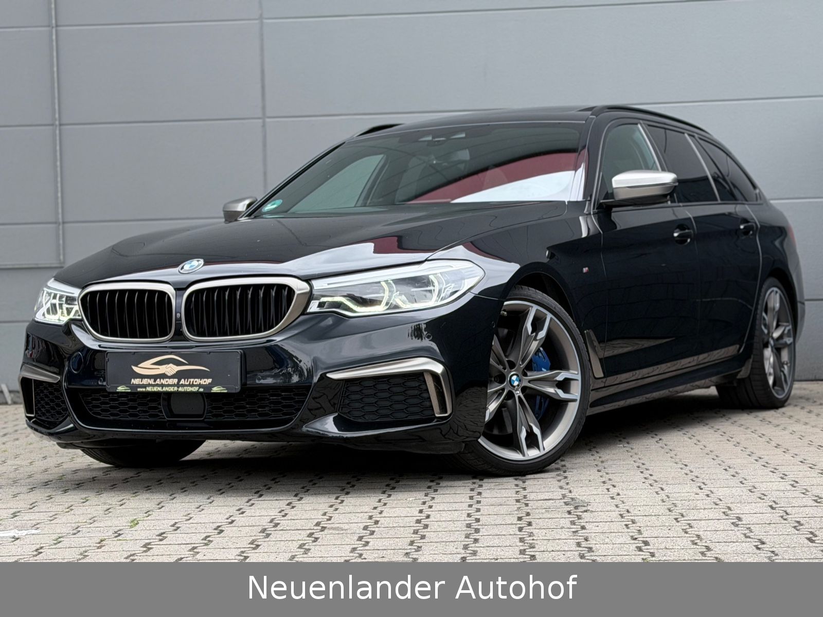 BMW M550d xDrive*Softclose*Pano*360*Head-Up*Leder*