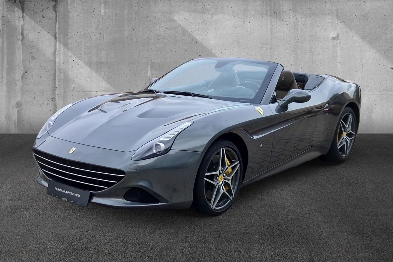 Fahrzeugabbildung Ferrari California T*CarPlay*JBL*Approved