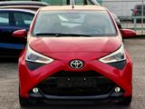 Toyota Aygo x-play Team D Rückfahr.Kam Autom. - Toyota in Frankfurt (Main): Aygo