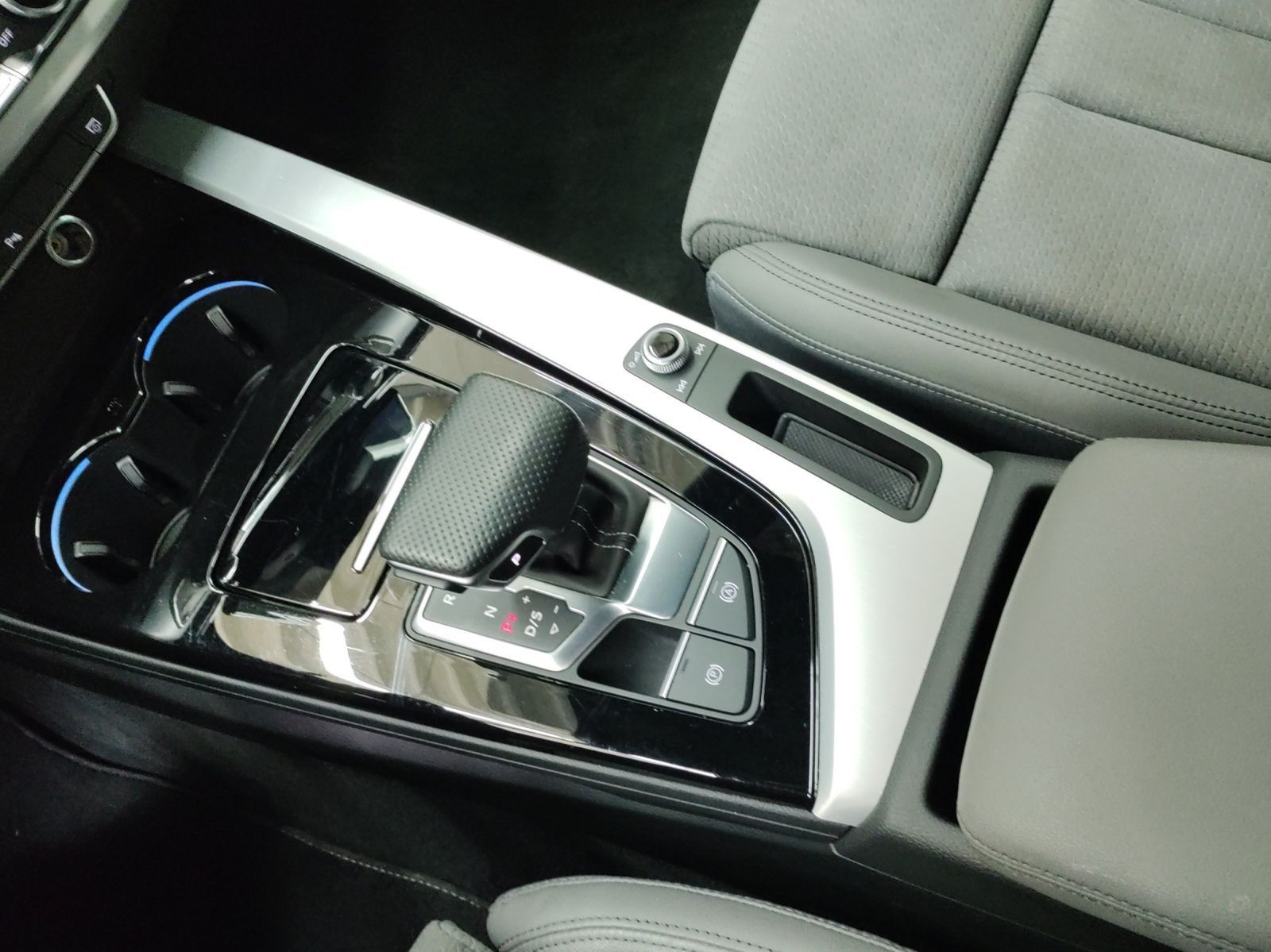 Audi A4 - Bild 12