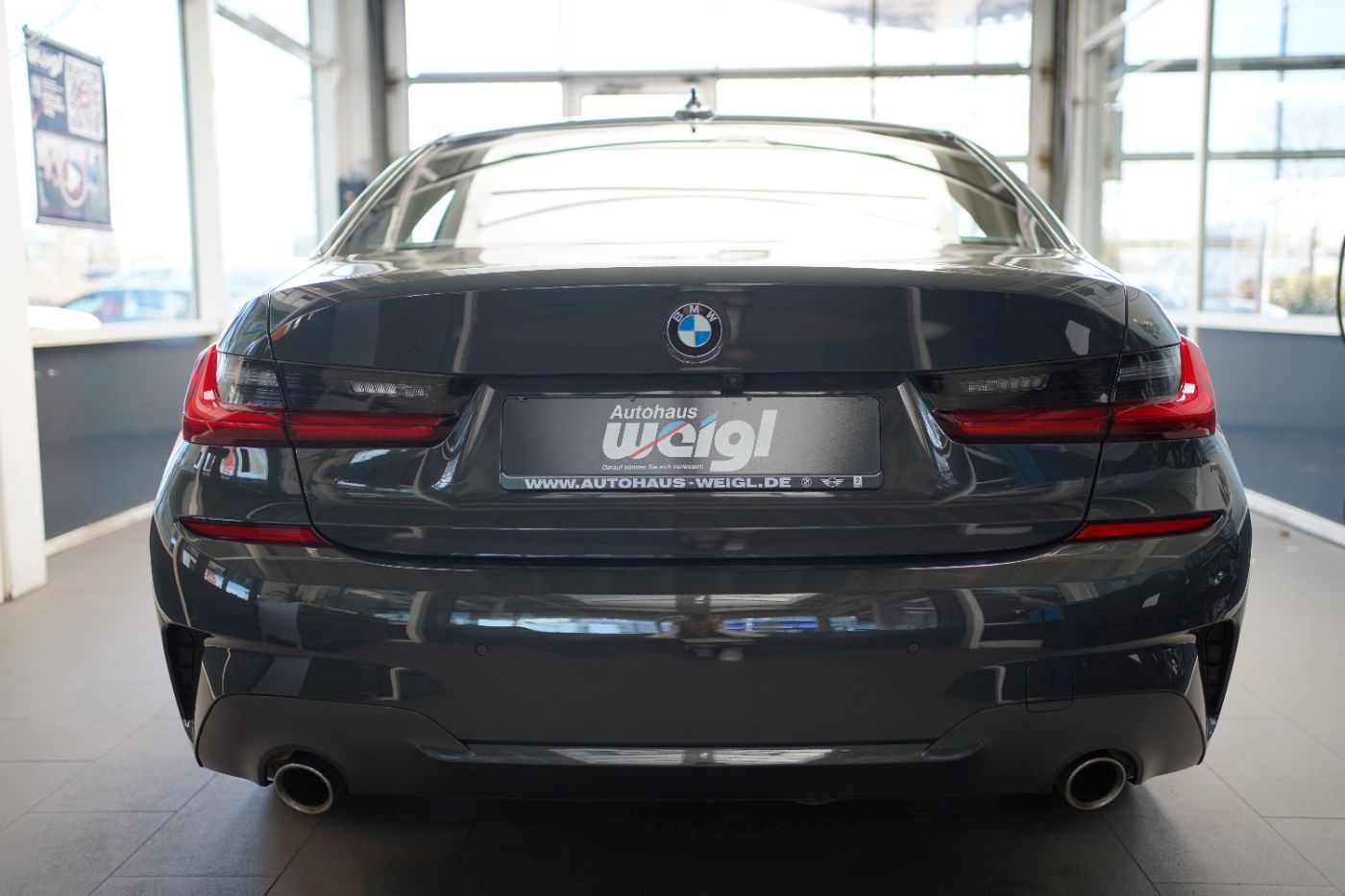 Fahrzeugabbildung BMW 320i xDrive M Sport Parkassist+AHK+HiFi+Alarmanl