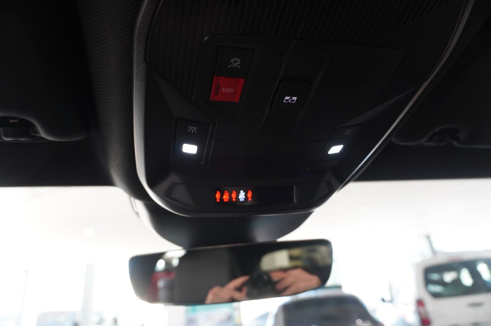 Fahrzeugabbildung Opel Astra L Lim. 1.6 HYBRID ULTIMATE NAVI/360°/PANO.