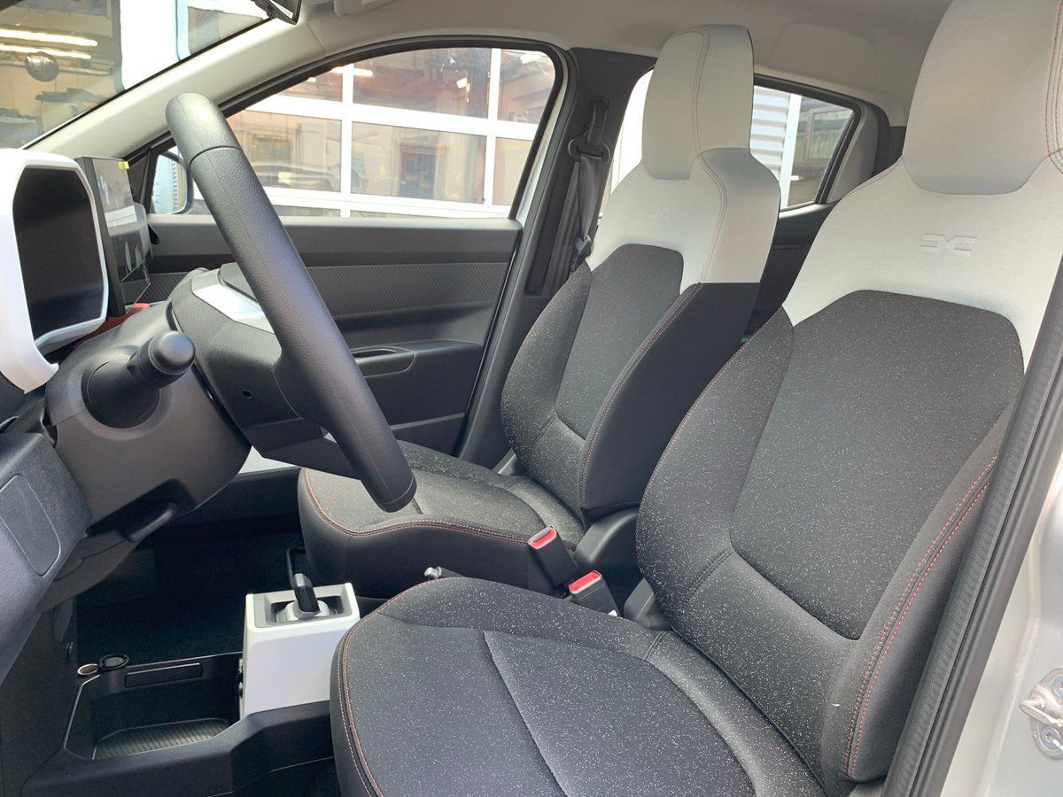 Dacia Spring - Bild 9