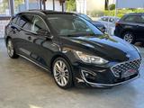 Ford Focus Turnier 1.5 TDCI Vignale *LED*PANO*1.HAND - Ford Focus Vignale mit Diesel-Antrieb