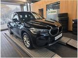 BMW X1 xDrive 18d Aut/Navi/Panorama/ParkAs/SportSitz - BMW X1 Kombi Gebrauchtwagen