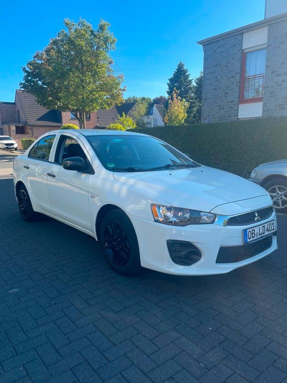 Image of Mitsubishi Lancer