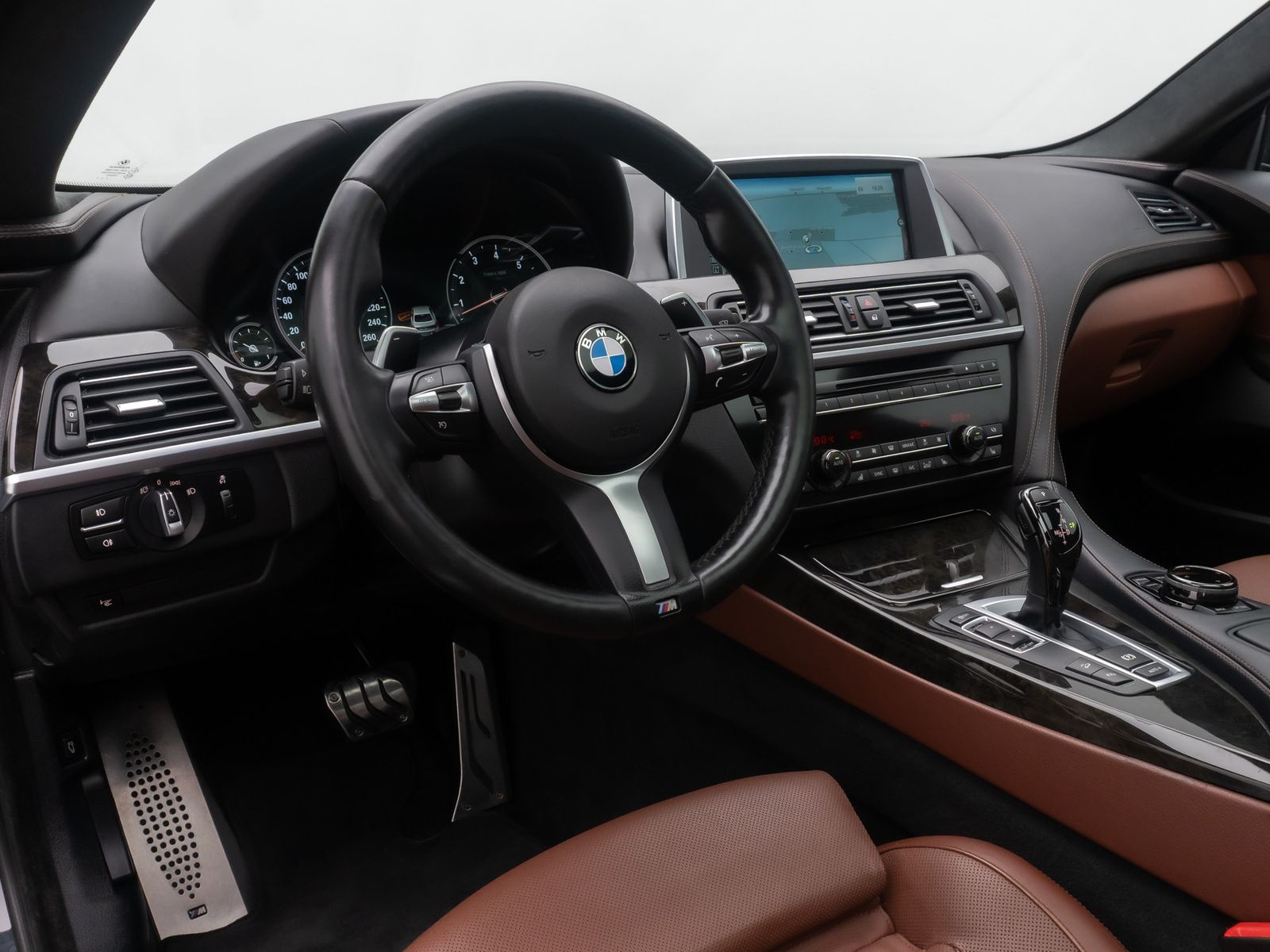 Fahrzeugabbildung BMW 640i xD Coupé M Sport H/K Kamera HUD SoftCl 19"