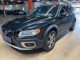 Volvo XC 70 D5 AWD AUTOMATIK+LEDER+XENON+KLIMAUTOMATIK - Volvo XC70: Schwarz