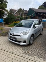Toyota Verso-S 1,33-l-Dual-VVT Multidrive S Comfort - Toyota Verso-S: Automatik
