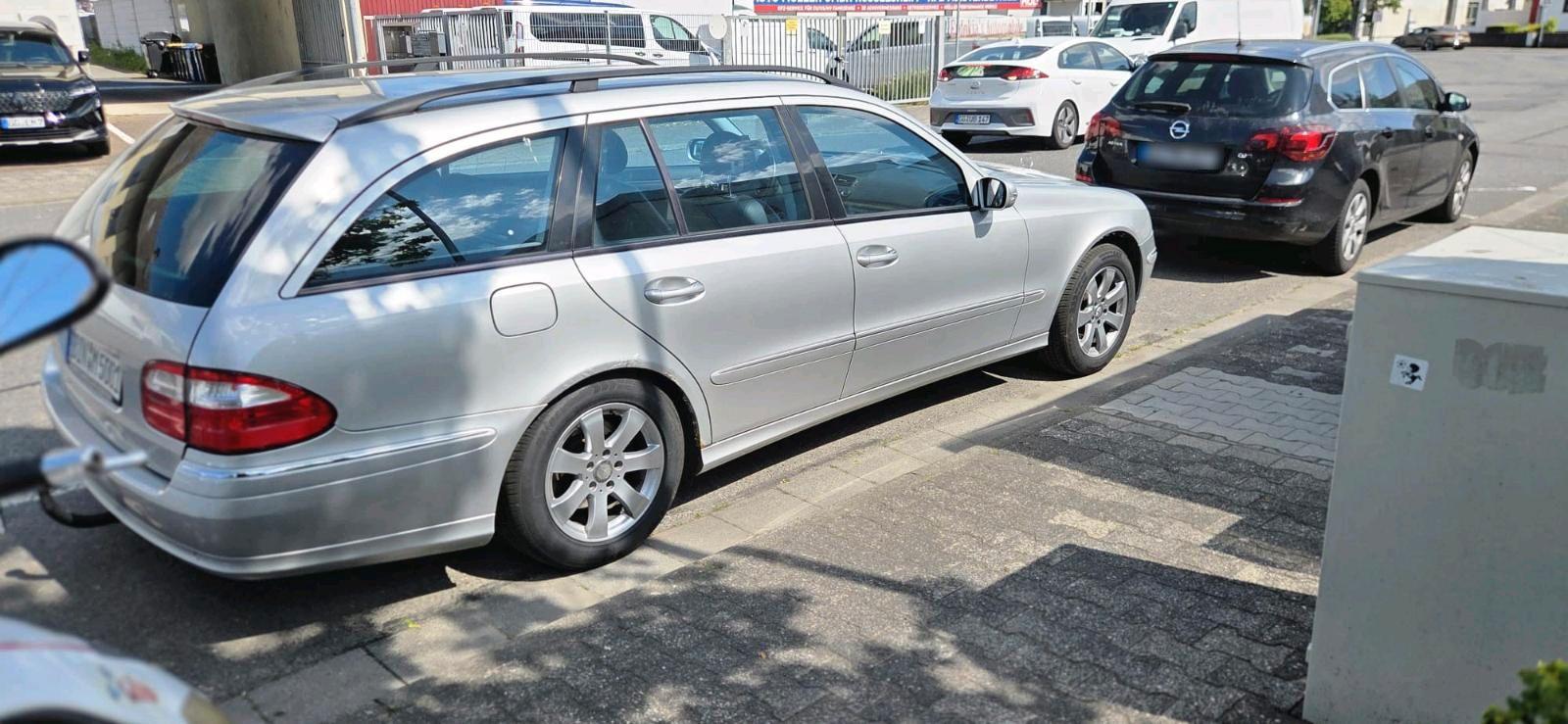 Mercedes-Benz 320 2004 — photo 6