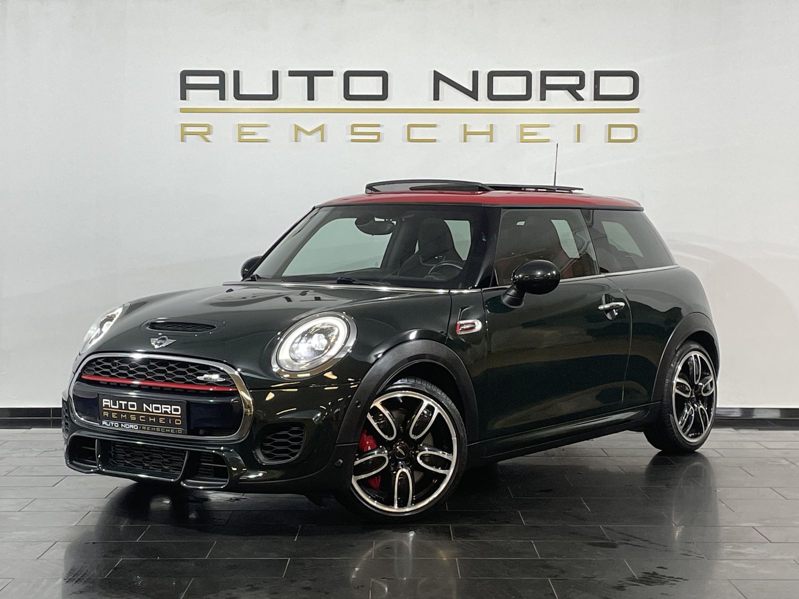 MINI John Cooper Works *Pano*DCC*Sitzhzg*Tempomat*LED