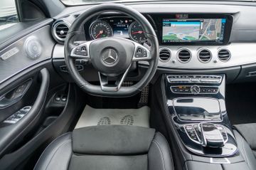 Fahrzeugabbildung Mercedes-Benz E220d T-Modell AMG-LINE BURM.|SOFTCL|360°|AMBIEN