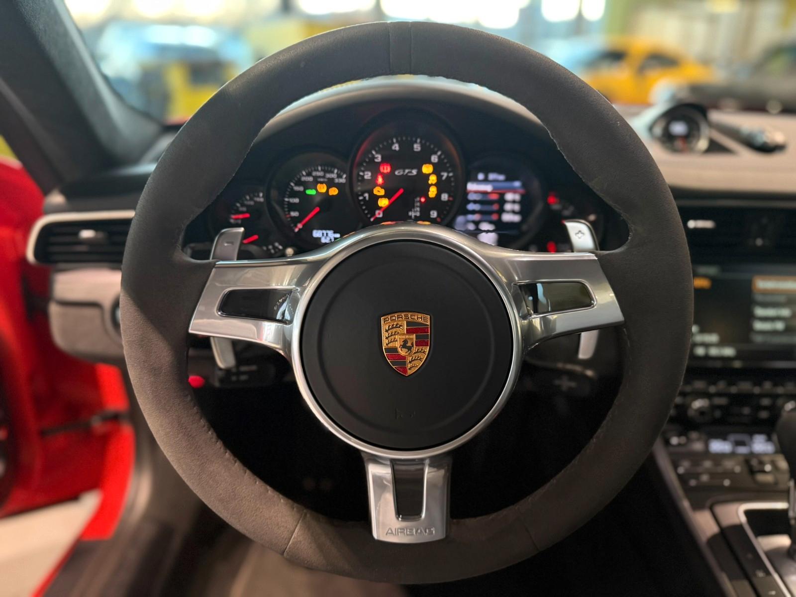 Porsche 991 Carrera GTS*Chrono*BOSE*Memory*
