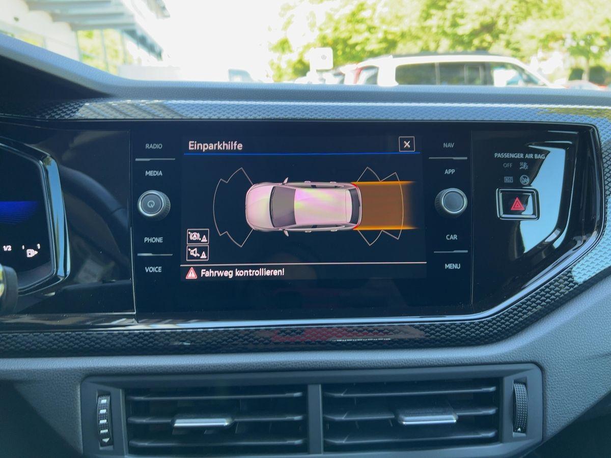 Volkswagen Polo Life 1.0 TSI DSG CarPlay Sitzheizung PDC