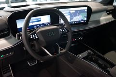 AUDI Q3 TFSI quattro S line | Pano | Matrix |TechPro AUDI Q3 TFSI quattro S line | Pano | Matrix |TechPro
