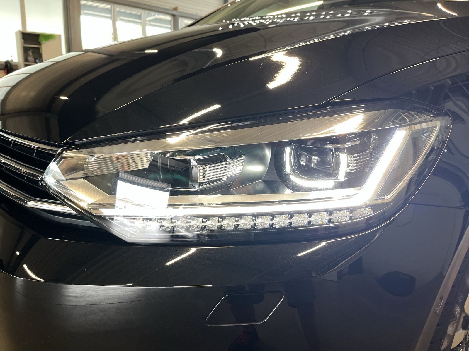 Volkswagen Touran - Bild 16