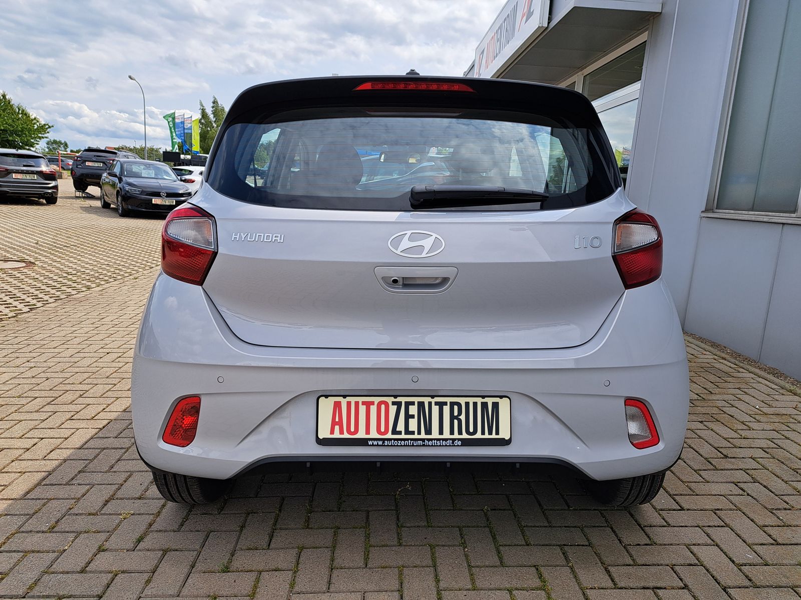 Fahrzeugabbildung Hyundai i10 1.0 MODELL 2025 NAVI WINTERPAKET KAMERA DAB