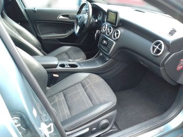 Mercedes A 180 - 4