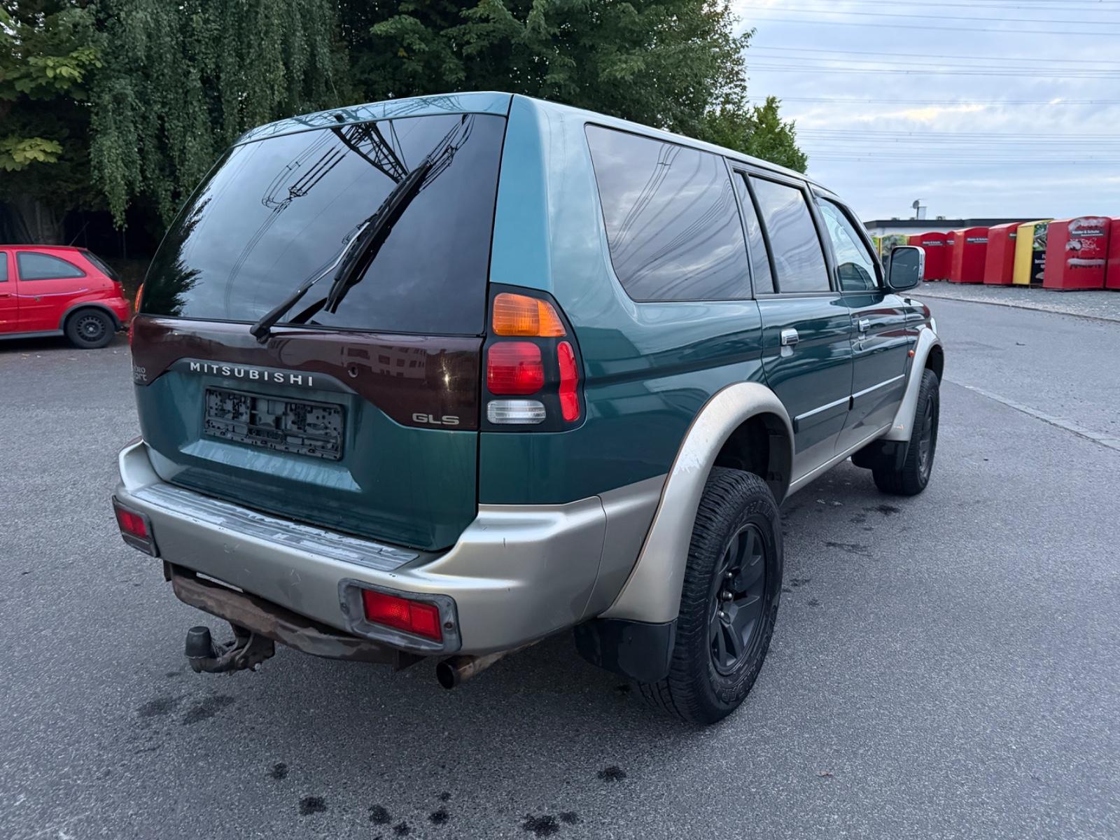 Mitsubishi Pajero 2004 — photo 8